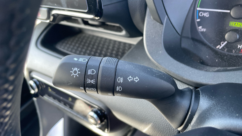 Toyota Yaris 1.5 Hybrid Icon 5dr CVT Hybrid Hatchback